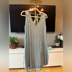 New with tags blue denim dress from the Gap size M